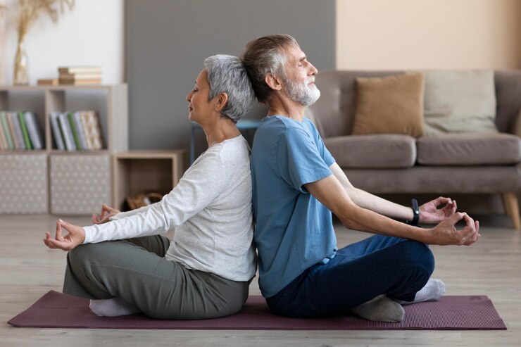 Tips Meditasi Aman di Rumah bagi Lansia