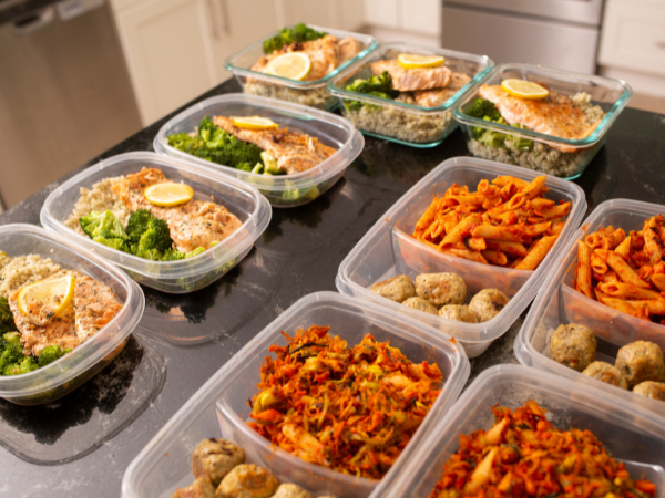 Meal Prep untuk Orang Sibuk: Simpel, Sehat dan Hemat Waktu
