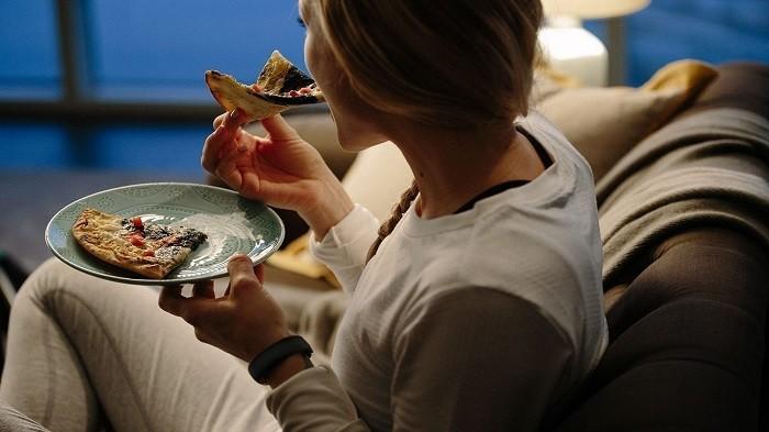 Tips Aman Makan Malam Supaya Berat Badan Tetap Terkontrol