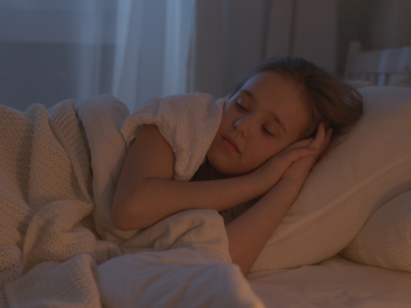 Jam Tidur Ideal untuk Setiap Usia, Kunci Kesehatan yang Sering Diabaikan