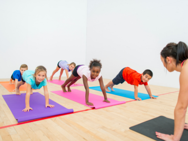 Manfaat Yoga untuk Anak: Bukan Cuma Ningkatin Fleksibilitas,Tapi Juga Bikin Bahagia!