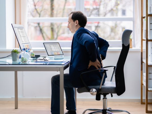 Dampak Duduk Berjam-Jam di Kantor terhadap Jantung, Otot dan Metabolisme Tubuh