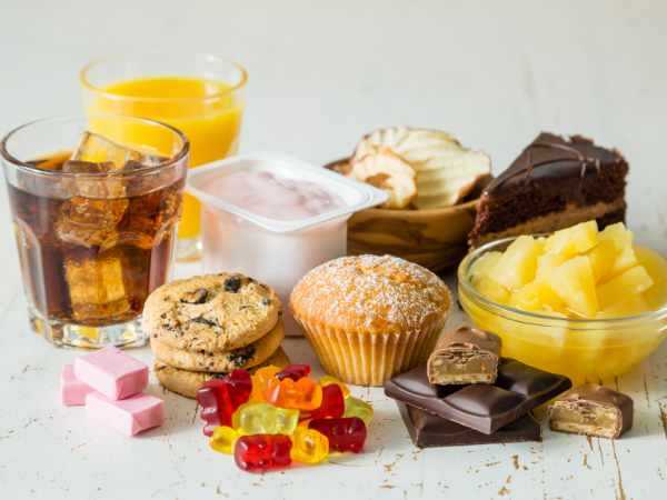 5 Jenis Makanan yang Diam-Diam Menyebabkan Mood Swing