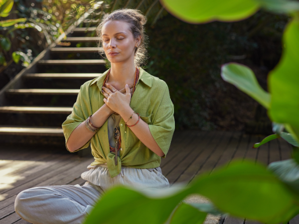 6 Cara Meditasi Bantu Otak Jadi Lebih Fokus dan Sehat