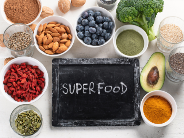6 Superfoods yang Wajib Masuk Menu Harian Anda agar Tubuh dan Pikiran Tetap Prima