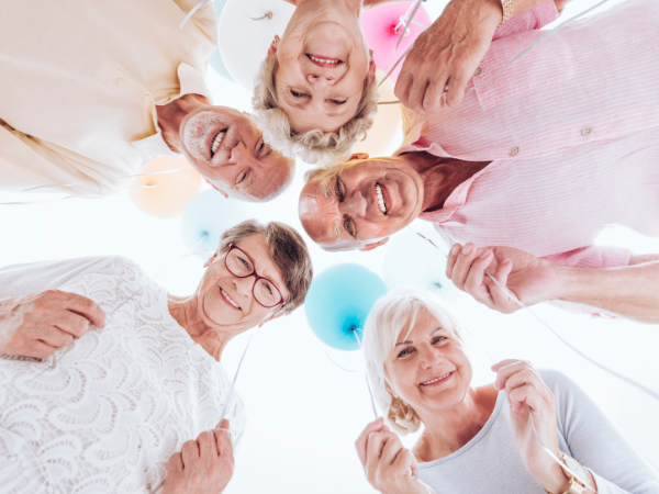 4 Alasan Mengapa Lansia Perlu Memiliki Kehidupan Sosial