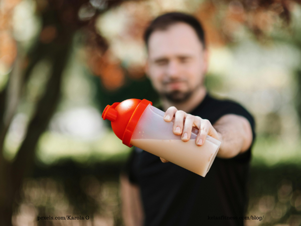 Sering Minum Whey Protein? Ternyata Begini Proses Pembuatannya Sebelum Sampai ke Gelas Anda!